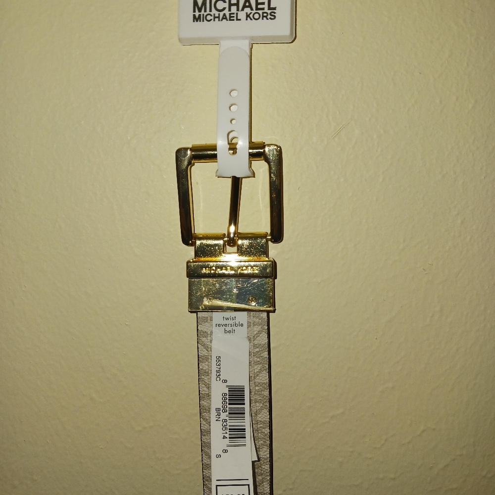 Michael Kors reversible belt